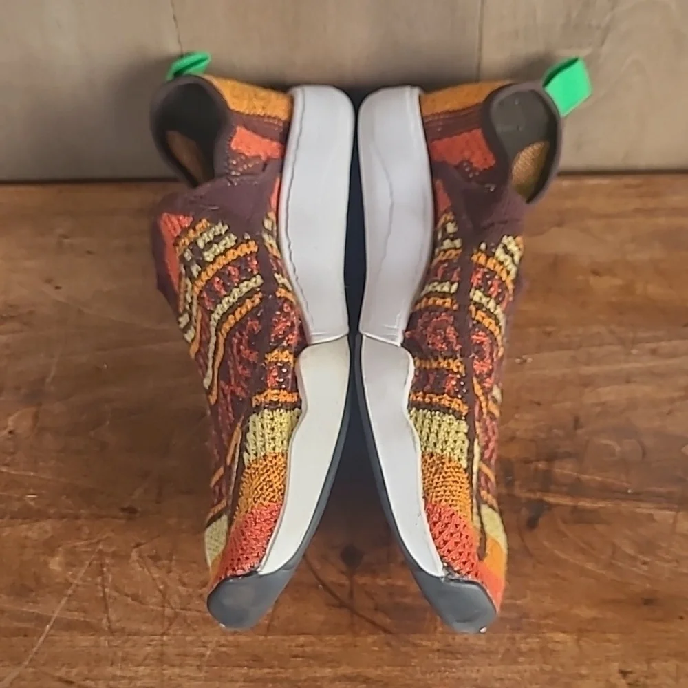 Sanuk euc shoes